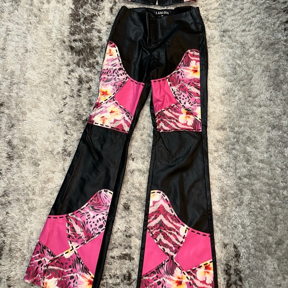 I AM GIA PINK AND BLACK FLORAL SET - Picture 3 of 4